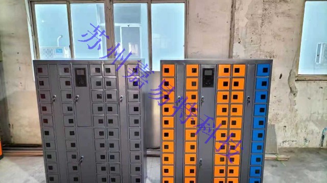 工廠員工使用手機(jī)存放柜有什么益處？